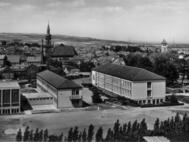 Leininger-Gymnasium, Erweiterungsbau (B-Bau) und Sporthalle, um 1965